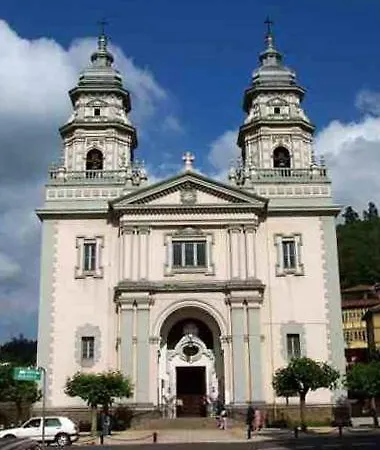 Апартаменты De La Cuenca Ii Con Parking Privado Мьерес